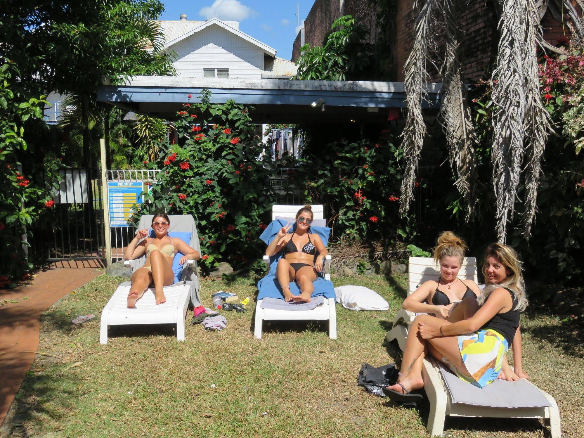 Hostel Reef Backpackers Cairns Exterior foto